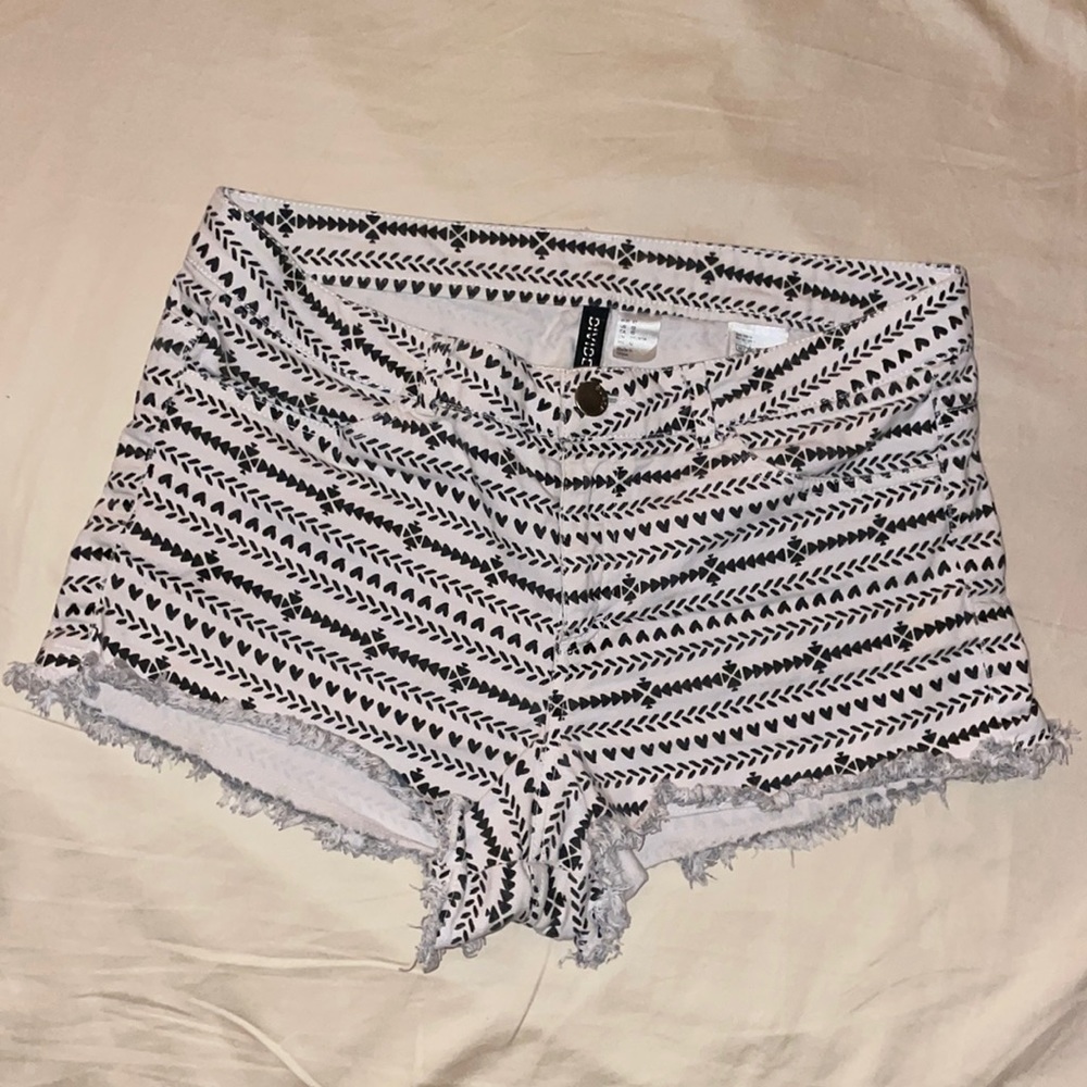 Super cute frayed tribal shorts size 12